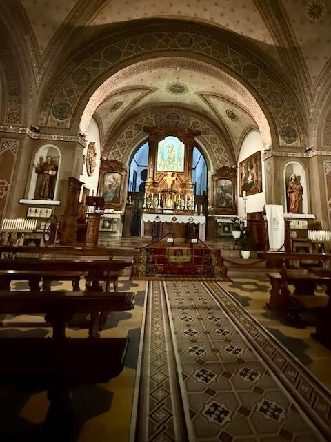 Chiesa di San Francesco e Nicolao-奥尔塔圣朱利奥必去景点