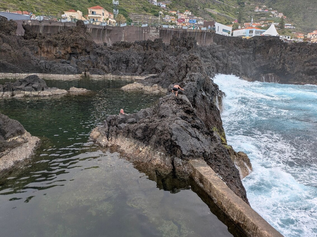 Piscinas Naturais Velhas-莫尼什港必去景点