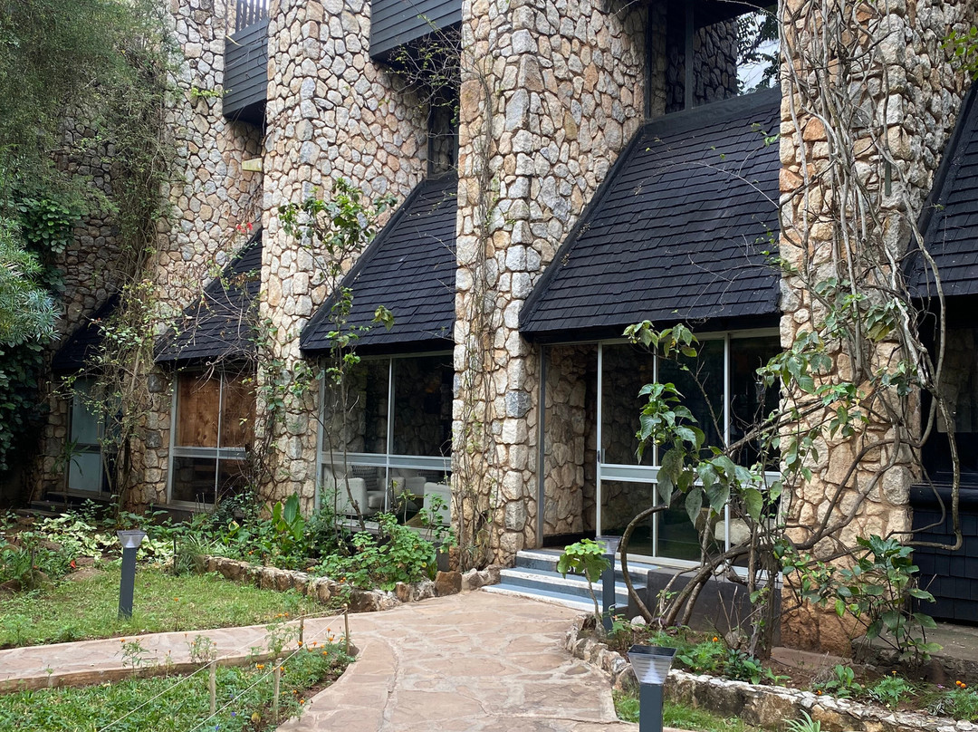 泰塔山游猎度假村及小屋主图