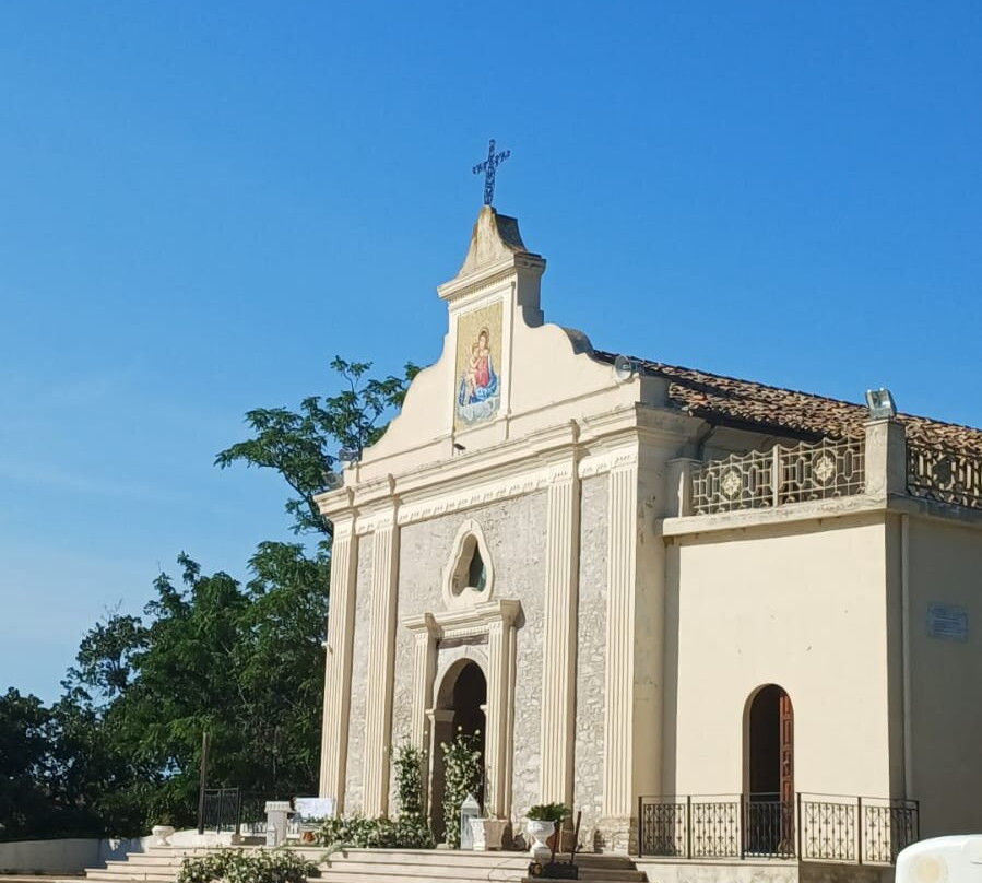 Santuario Maria S.s. Di Manipuglia-Crucoli必去景点