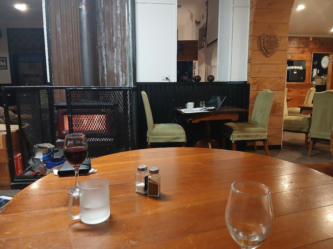 Lumsden Hotel主图