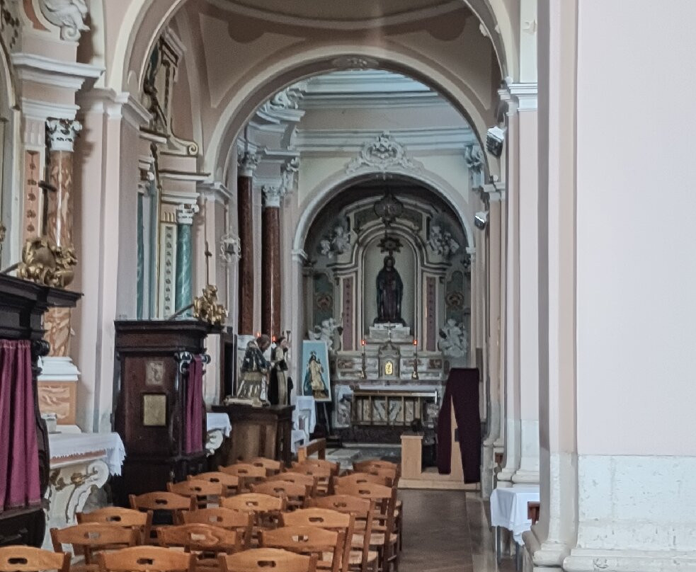 Chiesa S. Maria in Cielo Assunta-Capracotta必去景点