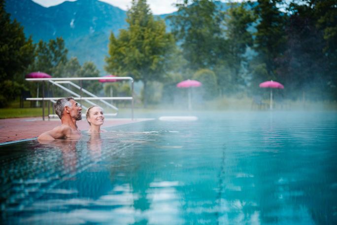 Vivea 4* Hotel Bad Goisern-泳池