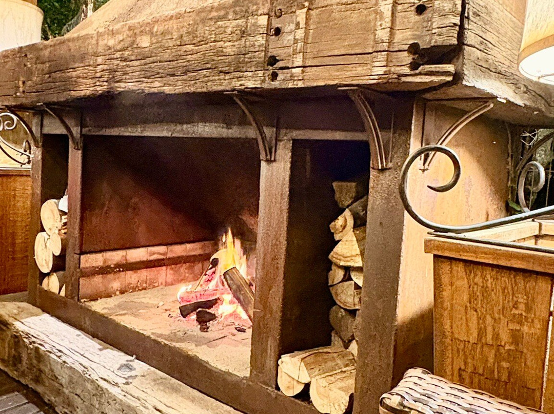 穆勒大叔小屋酒店主图