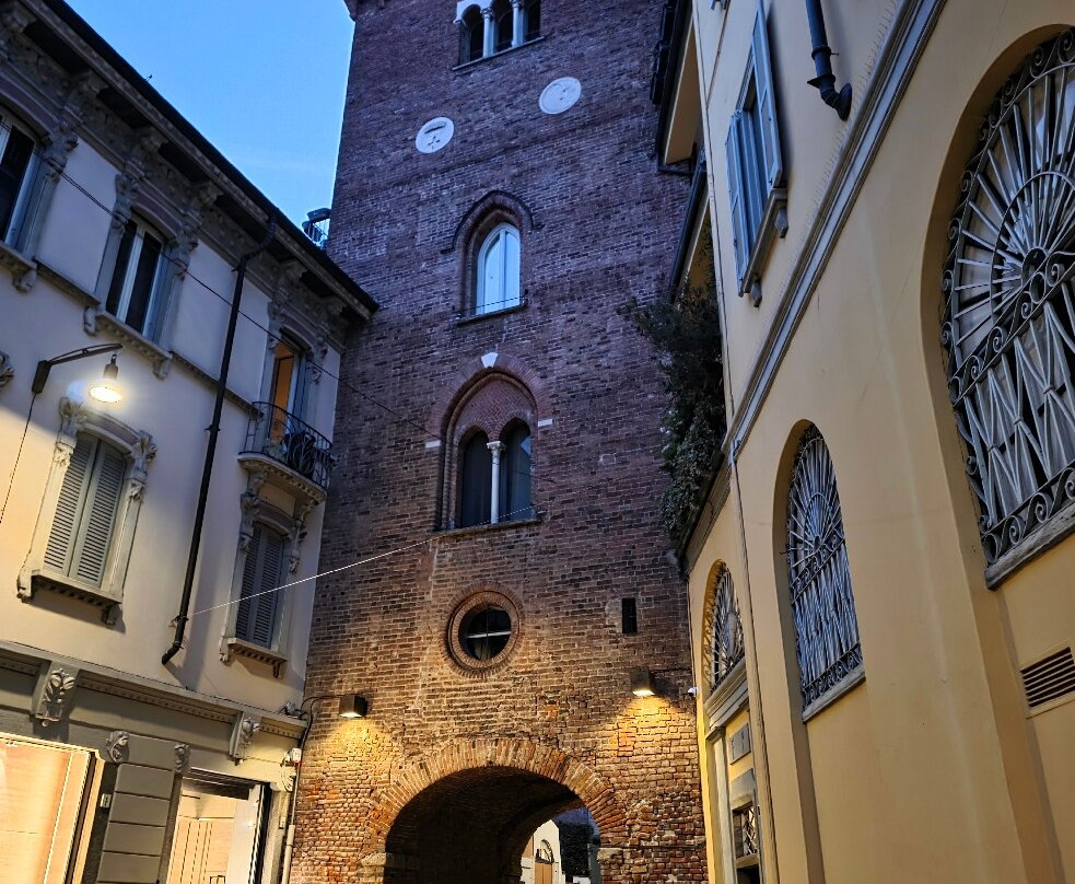Torre di Teodolinda-蒙扎必去景点