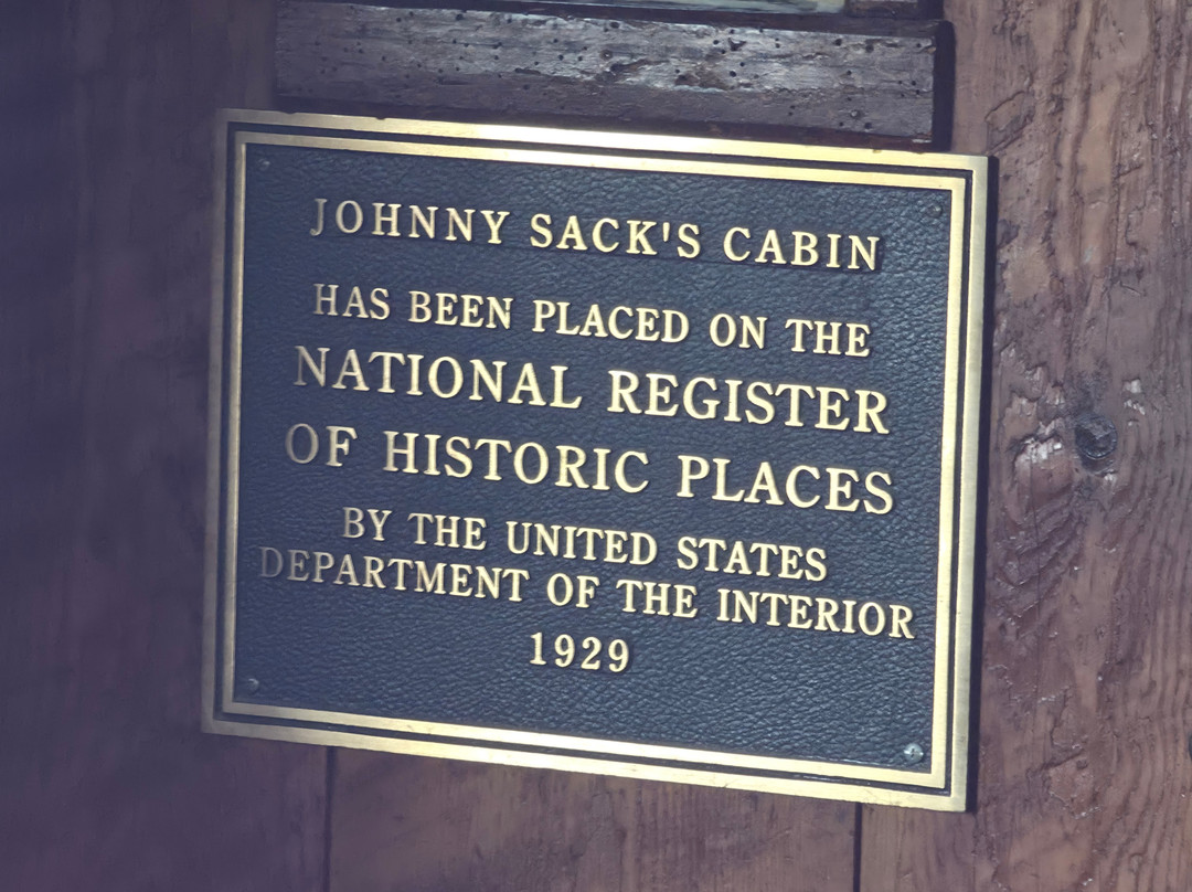 Johnny Sack Cabin-艾兰帕克必去景点