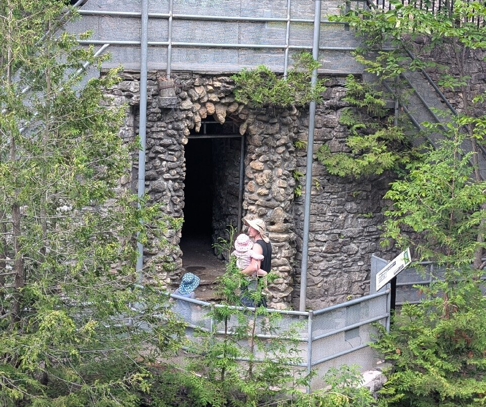 Belfountain Conservation Area-卡利登必去景点