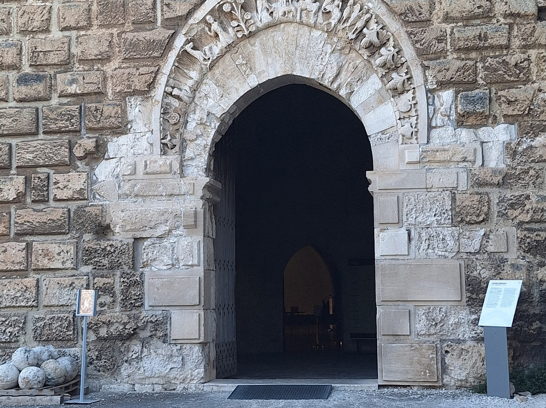 Castello Normanno Svevo-巴里必去景点