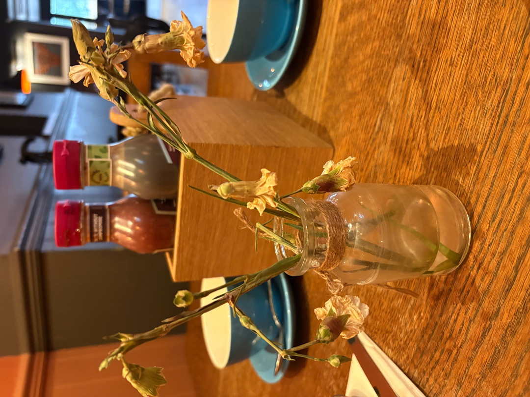 修咸顿斯万维克码头哈珀斯牛排馆旅店 - 附客房主图