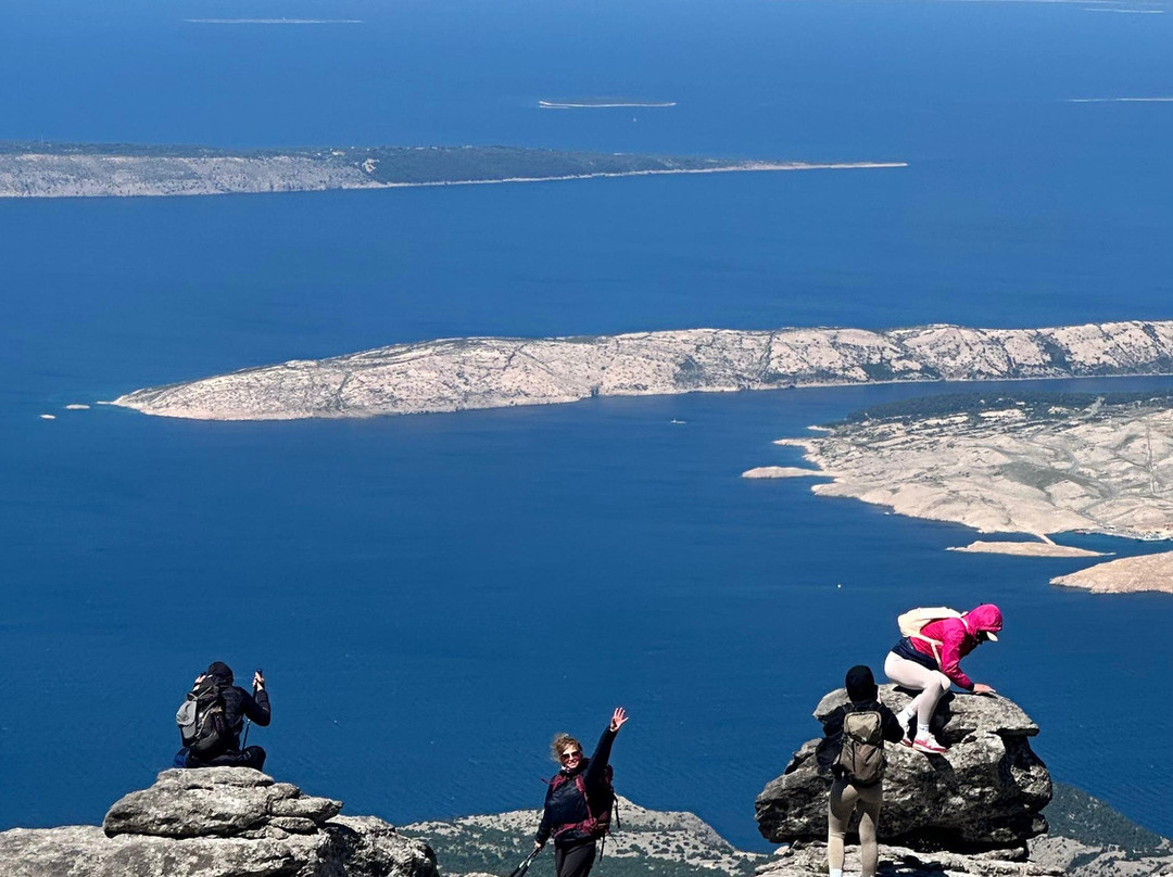 Velebit Adventures-Viskovo必去景点