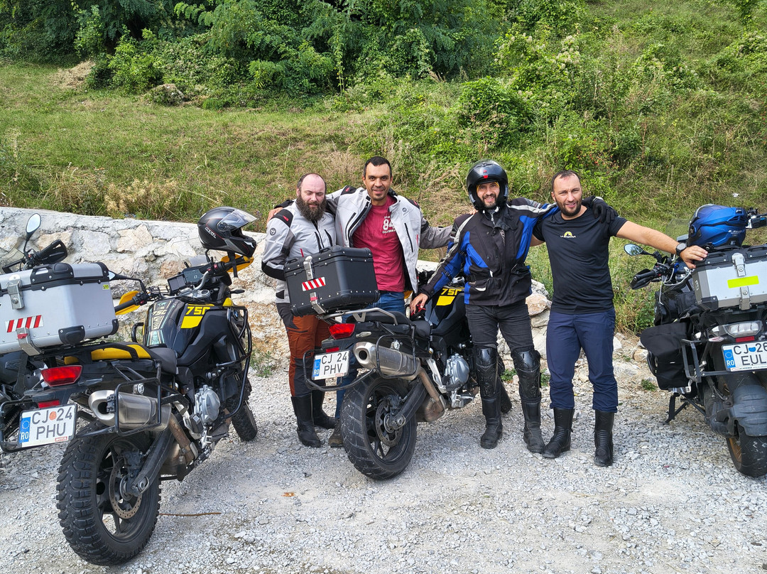 Adventure Motorcycle Tours-图尔达必去景点