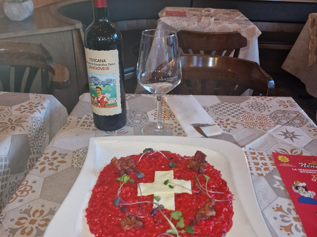 Schwellbrunn餐馆和美食-Tannenbaum Da Michelino