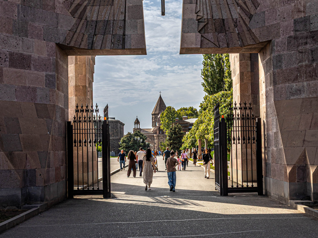Armenian Apostolic Holy Church Mother See Holy Etchmiadzin-Vagharshapat必去景点