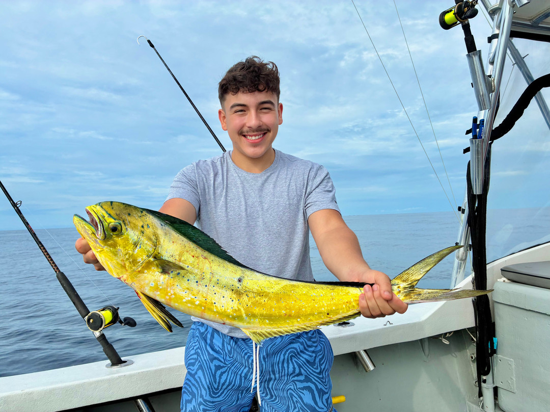 Fired Up Fishing Charters-卡纳维拉尔港必去景点