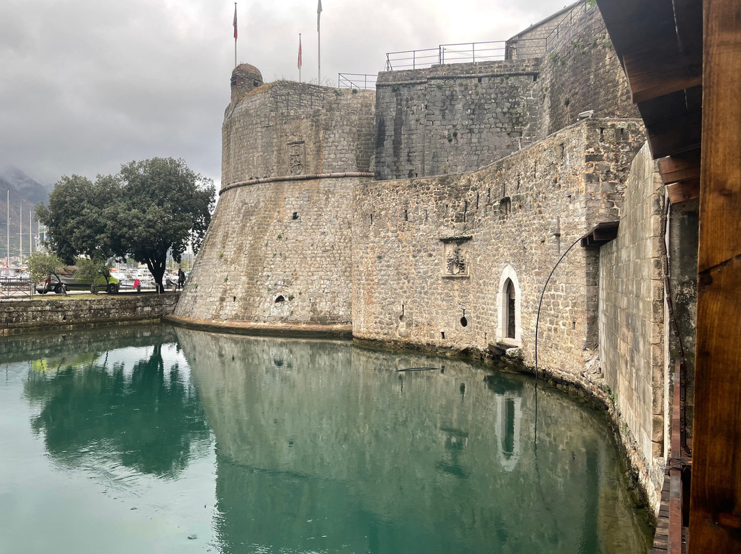City Walls-科托尔必去景点