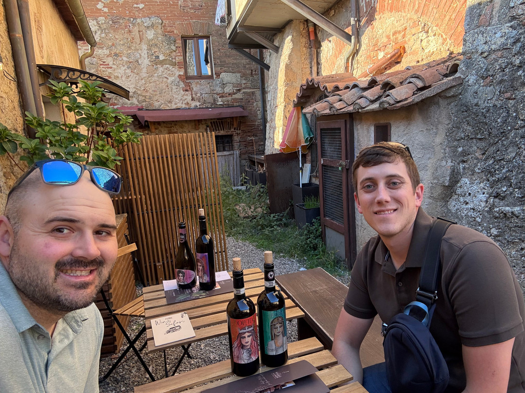 Wine Shop Poggio Ai Laghi