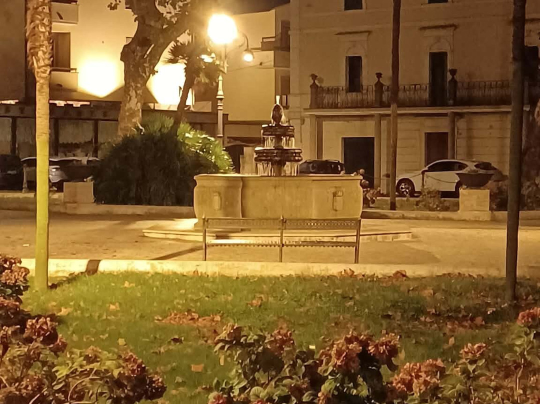 Piazzale Dante Alighieri-博尔塞纳必去景点