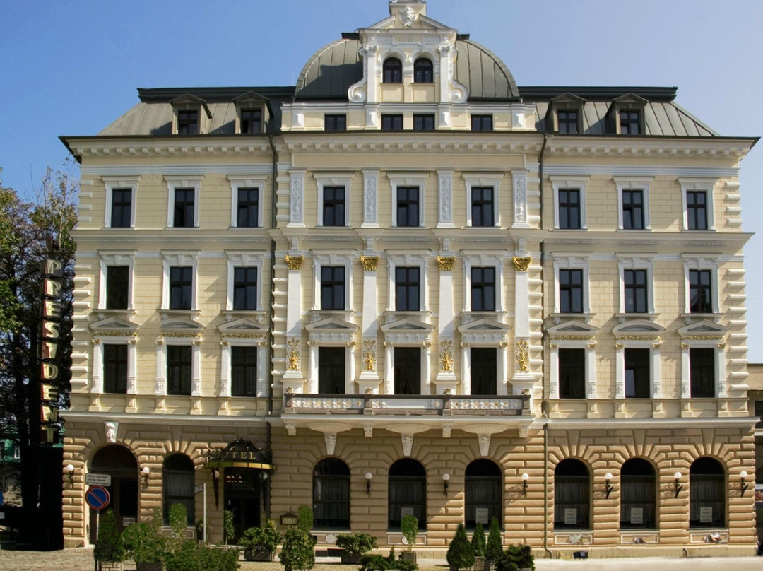 President Hotel