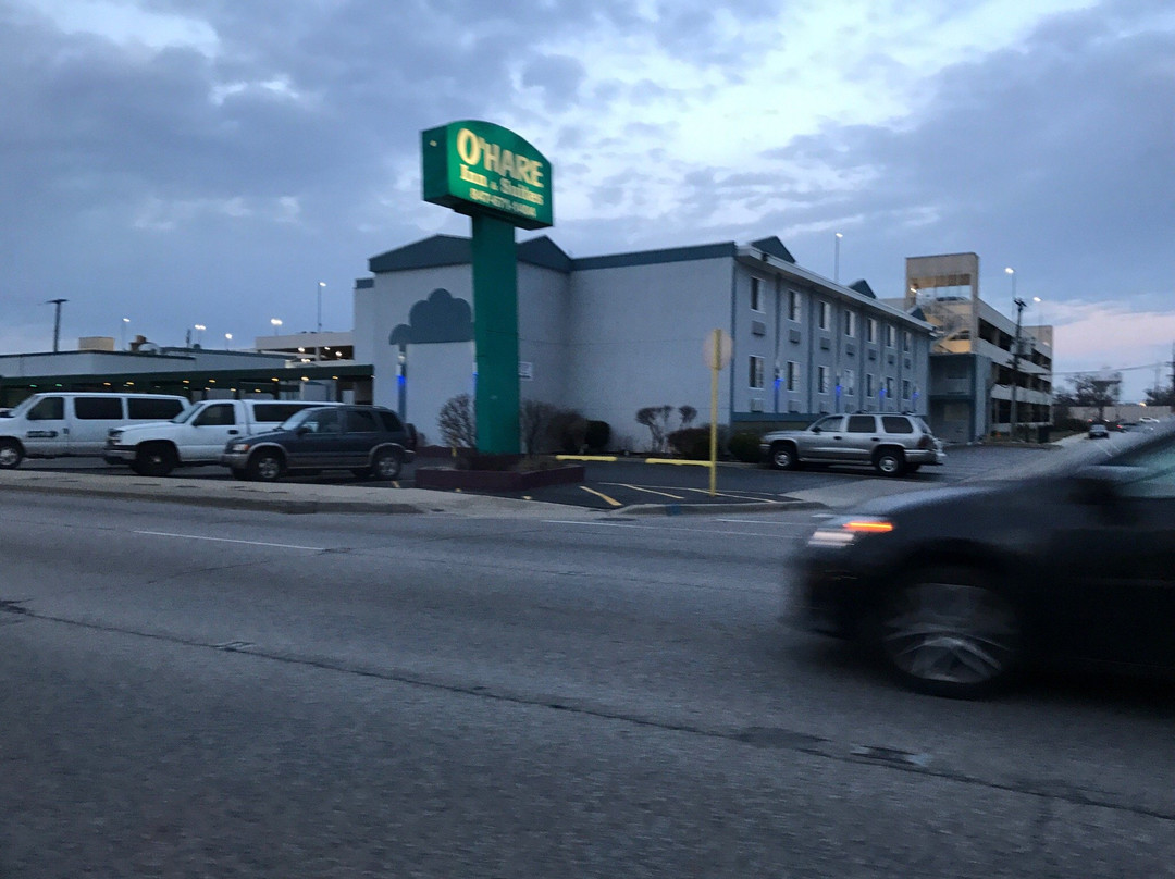 奥黑尔套房酒店