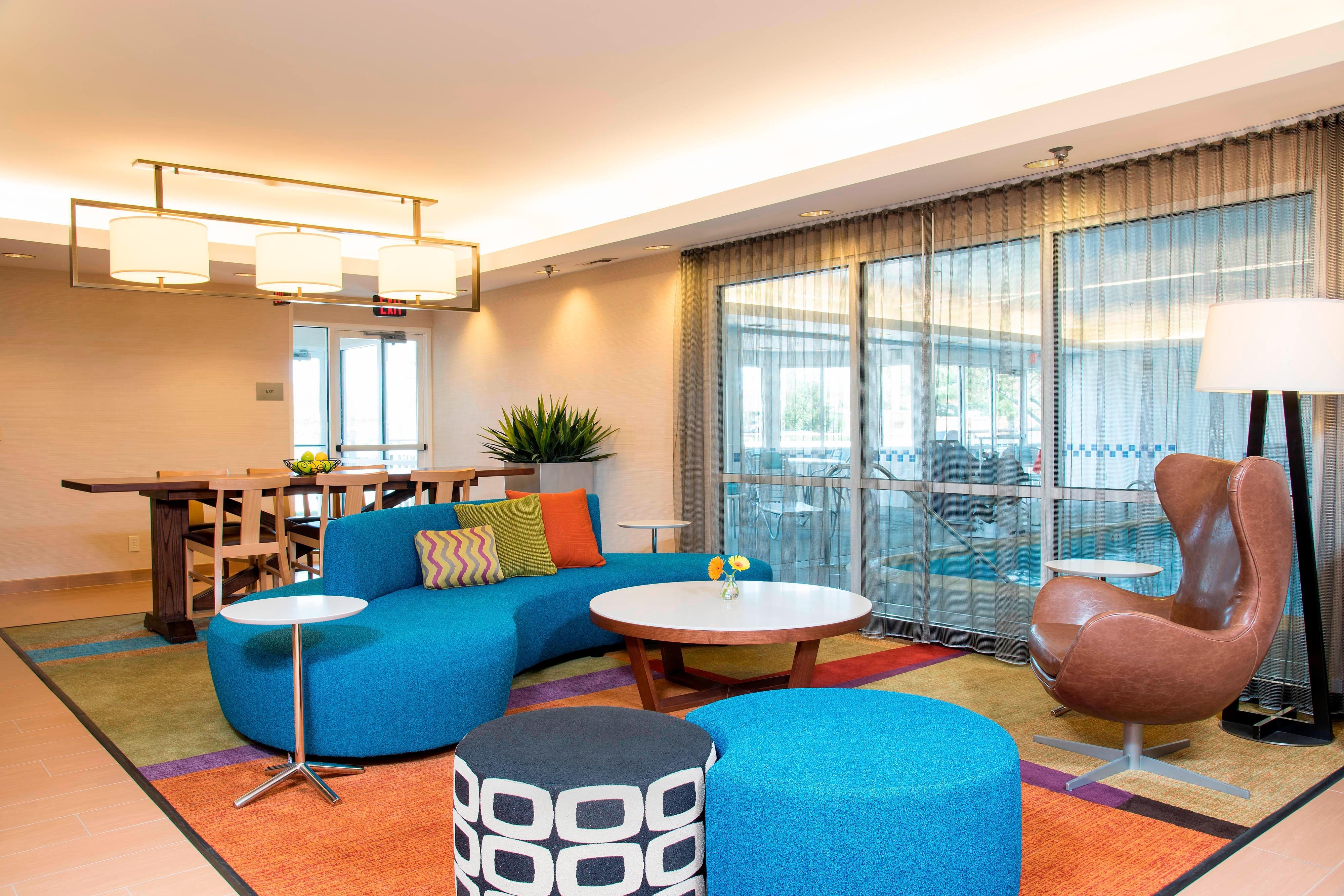 Fairfield Inn & Suites by Marriott Bloomington-官方