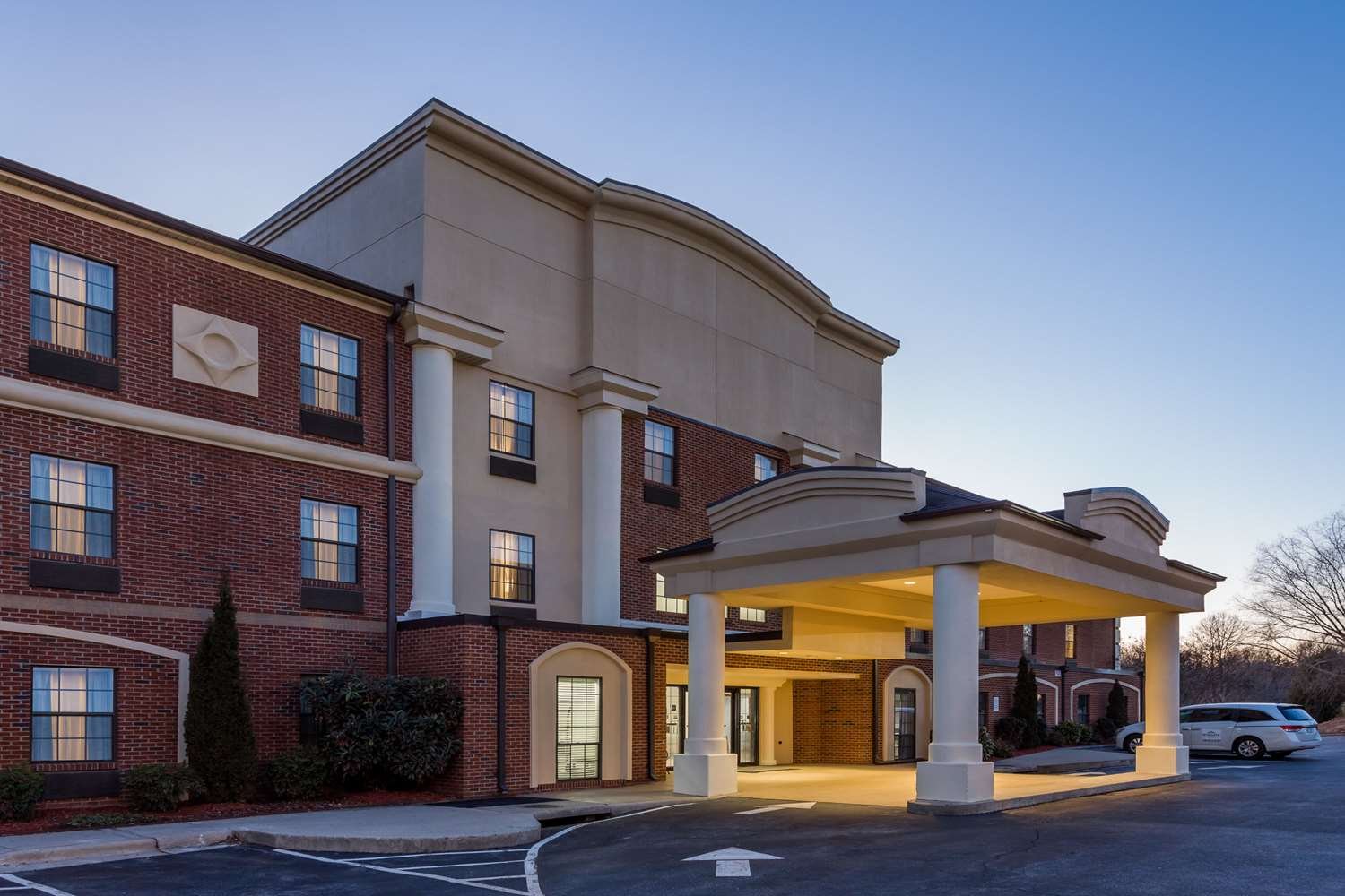 Wingate by Wyndham High Point-官方