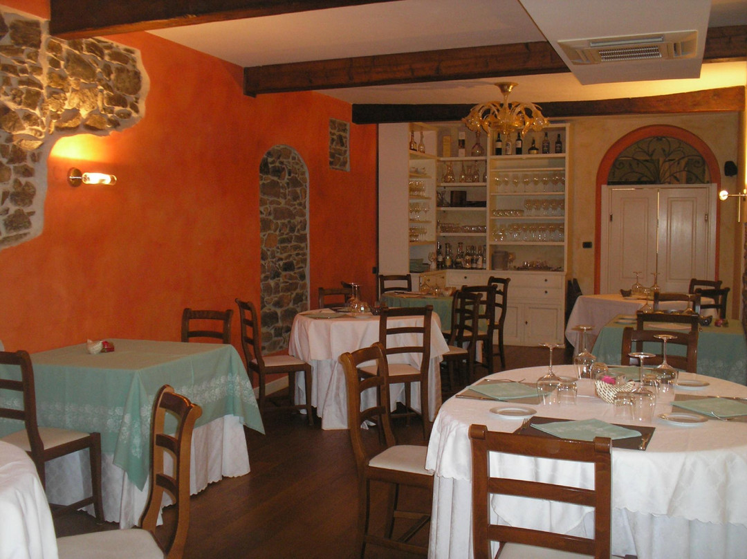 Zuccarello酒店住宿-Hotel Ristorante da Gin