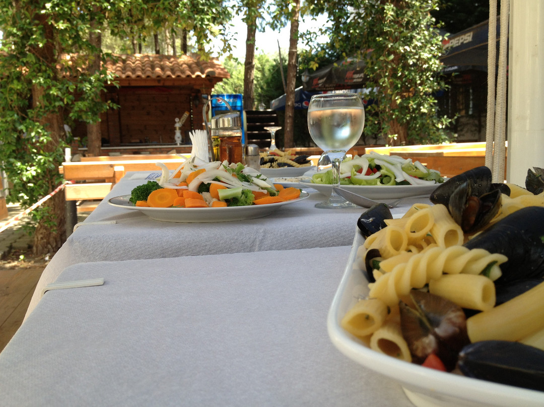 Shkallnur酒店住宿-Hotel Whispers