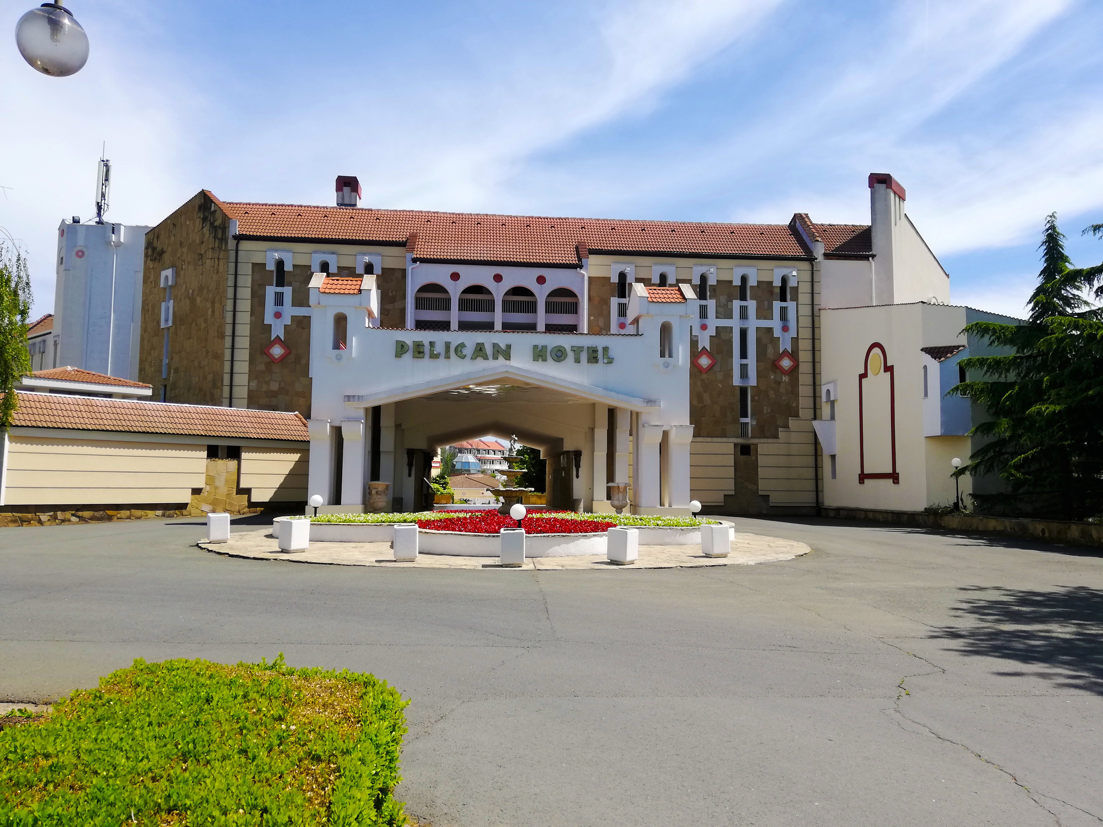 Pelican Hotel-官方