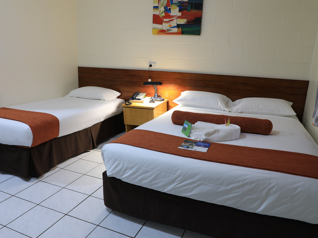 Huon Gulf Hotel & Apartments主图