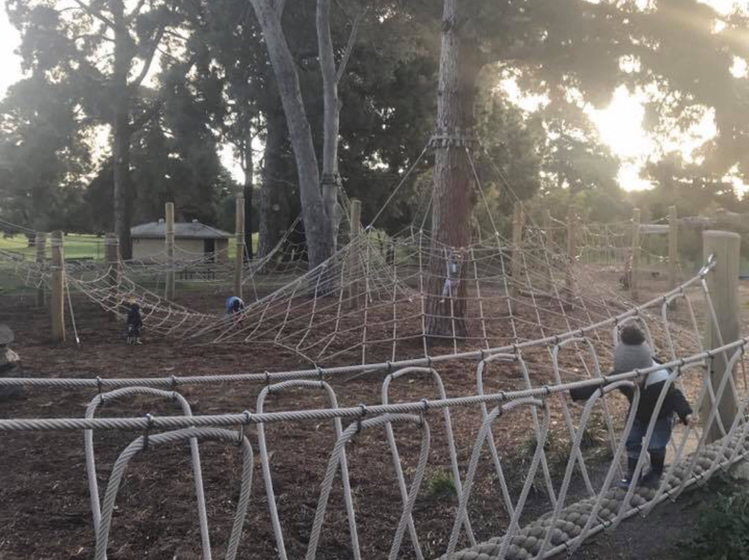 Queens Park-Highton必去景点