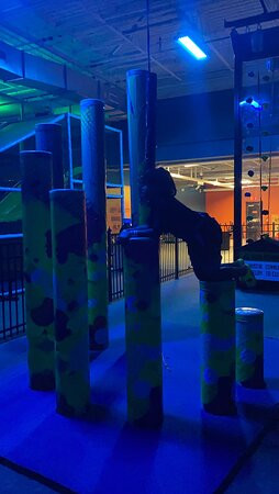 Urban Air Trampoline and Adventure Park景点图片