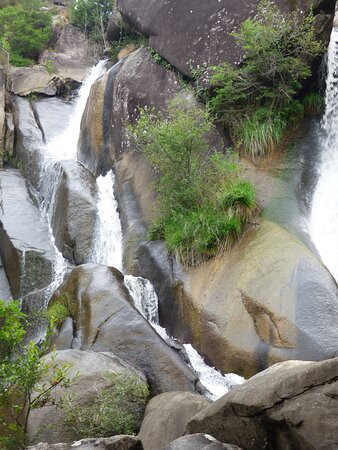 Cascade Le Saut de la Truite景点图片
