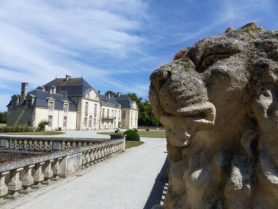 Château de Médavy景点图片