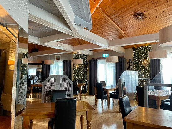 Airport View Hotel主图