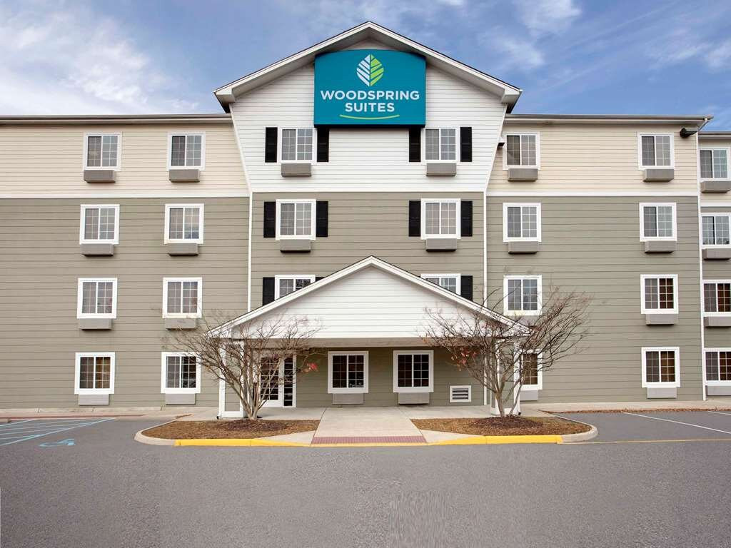 WoodSpring Suites Macon West