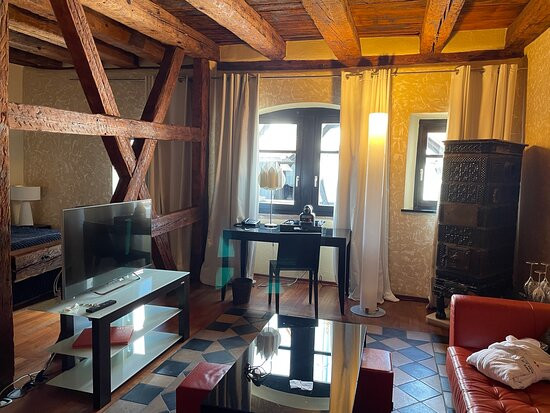 B. Espace Suites主图