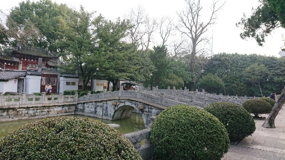 Baoshan District旅游景点-汇龙潭公园