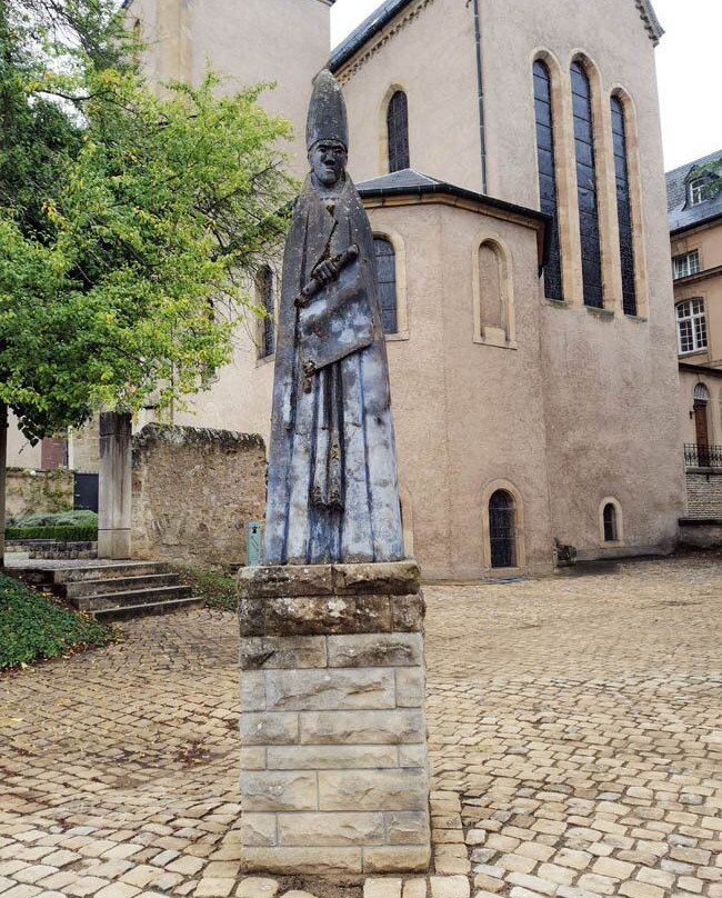 Statue of St Willibrord-埃希特纳赫必去景点