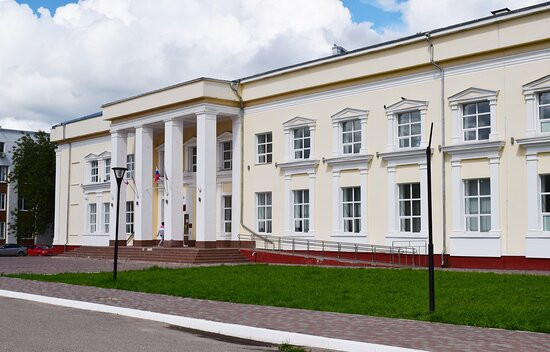 Narodnaya Square景点图片