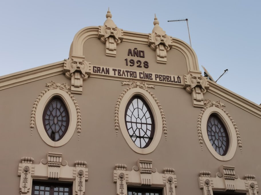 Teatro Cine Perello-梅利利亚必去景点