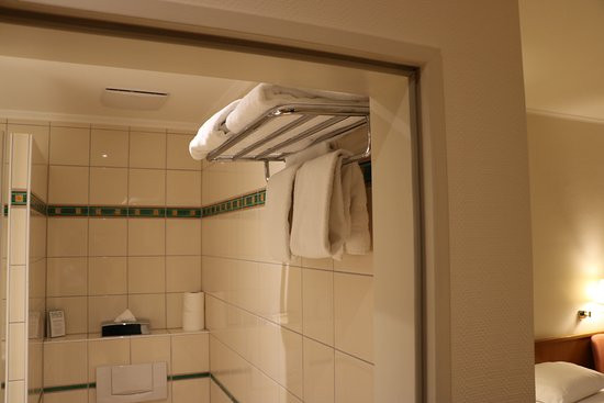 卡尔顿酒店主图