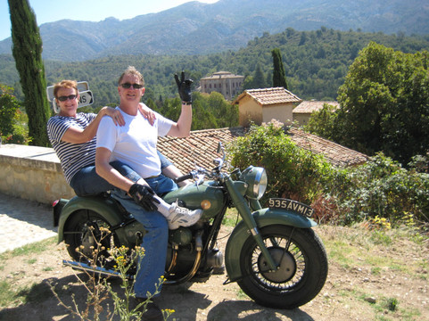 Classic Bike Esprit Day Tours-圣雷米必去景点