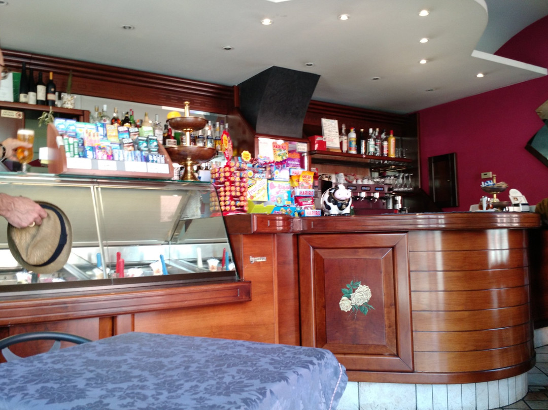 Colico Piano餐馆和美食-La Rosa Tea