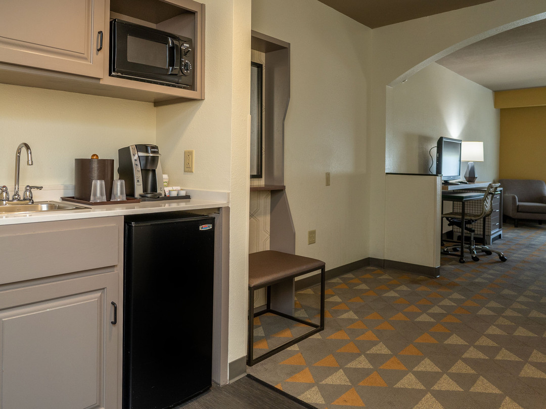 Holiday Inn & Suites Beaufort @ Highway 21 By IHG主图