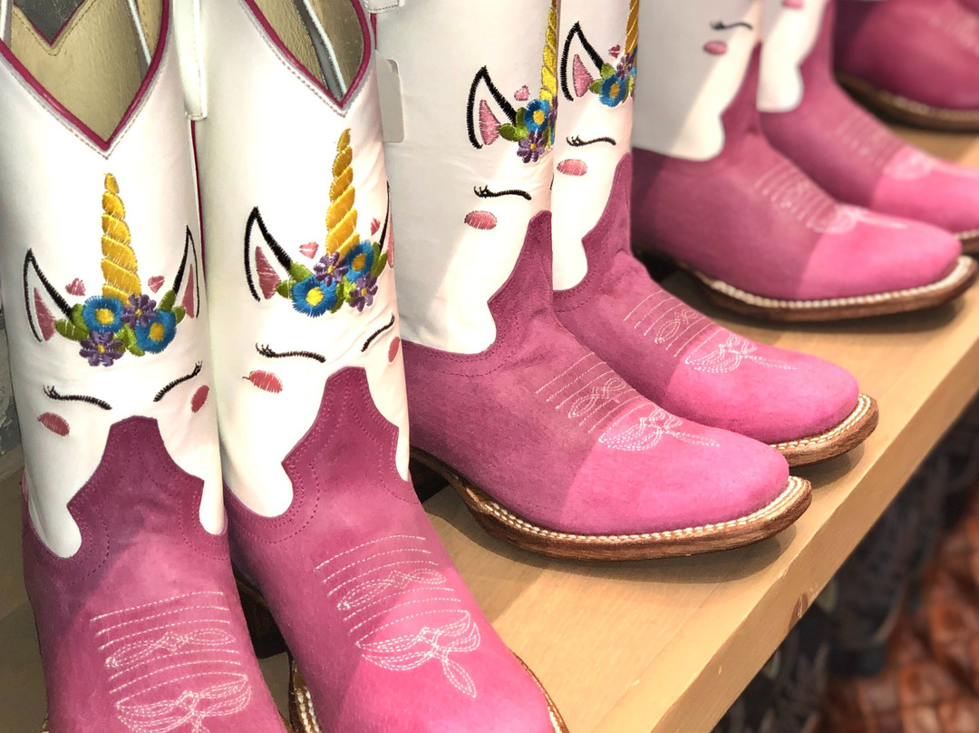 Harry's Boots-San Saba必去景点