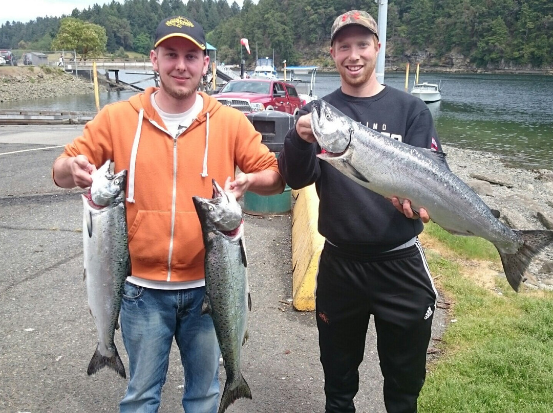 Reel Time Fishing Charters & Marine Tours-纳奈莫必去景点