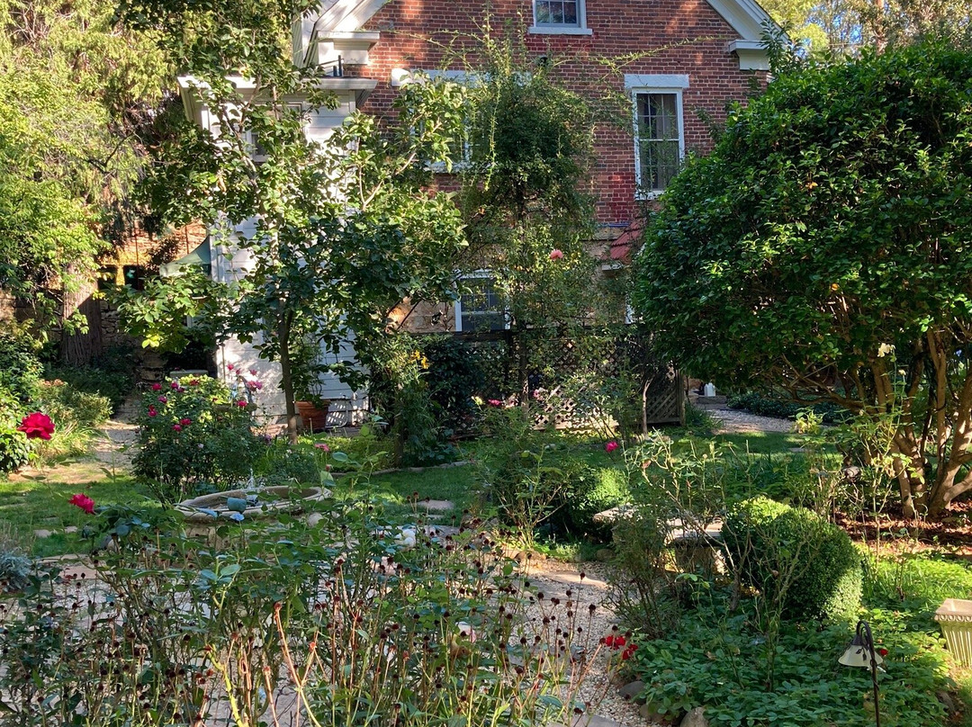 The Seasons Bed and Breakfast主图