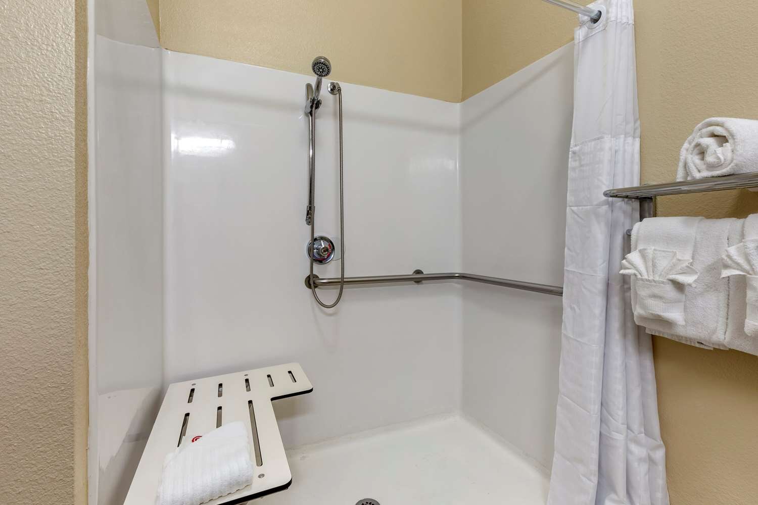Comfort Inn & Suites Paris-官方