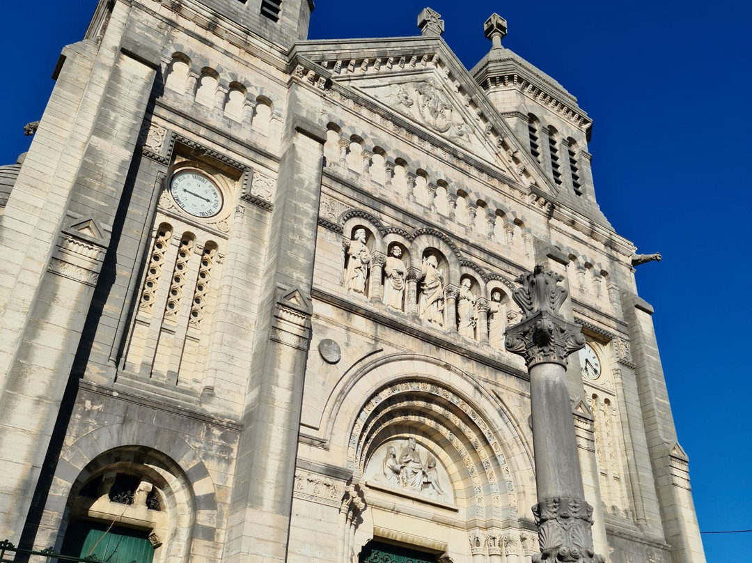 Basilique Saint-Ferjeux景点图片