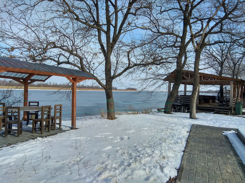 Park-Hotel Riverside主图